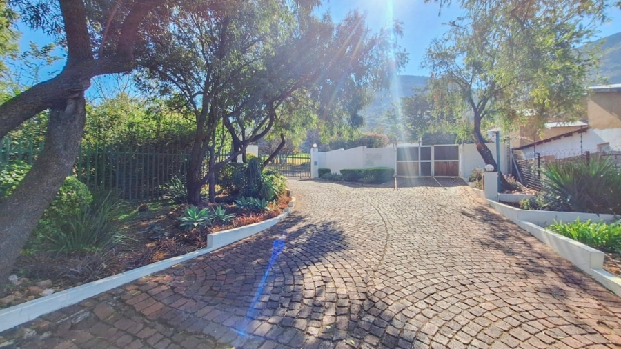 2 Bedroom Property for Sale in Kosmos North West